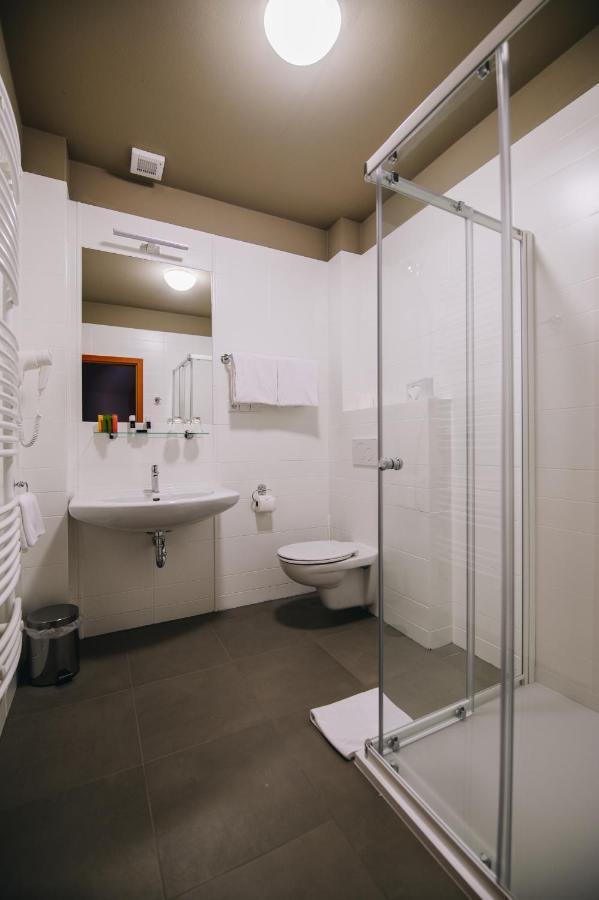 Kounicky Dvur Hotel Dolní Kounice Kültér fotó
